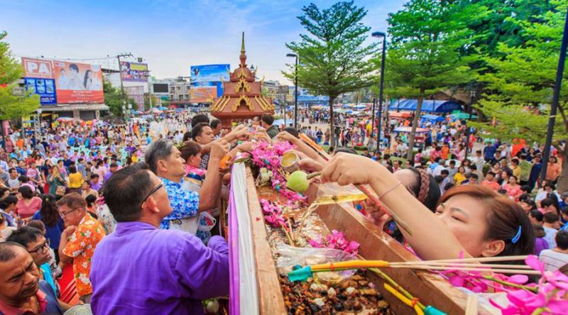 Le hoi Songkran Thai Lan