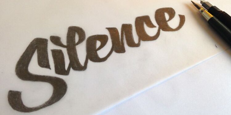 Những câu nói hay về sự im lặng bằng Tiếng Anh – Sức mạnh của sự im lặng