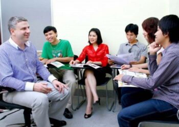 Top các trung tâm dạy tiếng Anh ở Quận 1, TP.HCM Trong Môi Trường Hội Nhập Quốc Tế