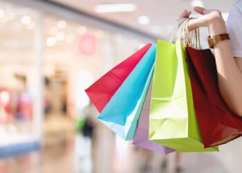 Viết đoạn văn về đi mua sắm bằng tiếng Anh – Tìm Hiểu Về Thói Quen Mua Sắm