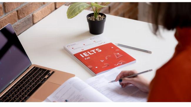 Sơ đồ ba phần cơ bản (Mở-Thân-Kết) của một bài viết tiếng Anh học thuật