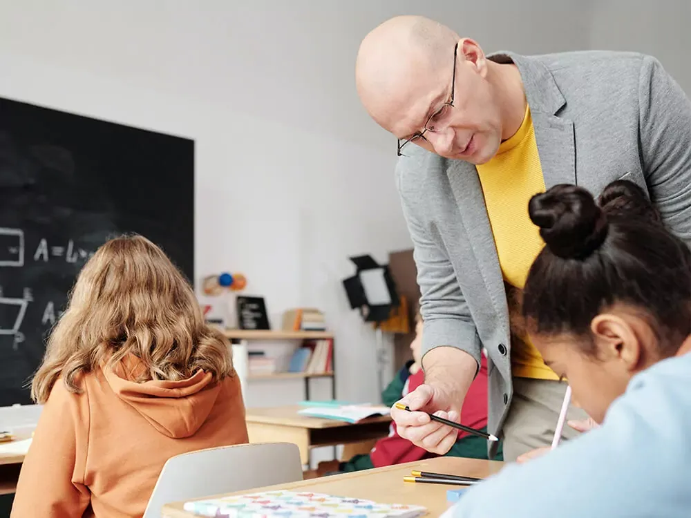 Bài tập thực hành cấu trúc Spend, Waste, It takes