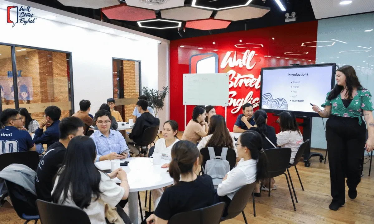 Minh họa giới thiệu bản thân bằng tiếng Anh