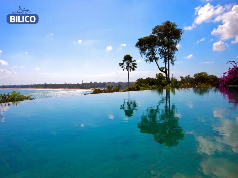 Không gian nghỉ dưỡng sang trọng bên hồ bơi vô cực