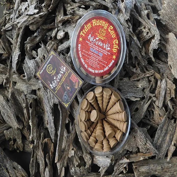 Trầm Hương Tiếng Anh Là Gì? Tổng Hợp Thuật Ngữ Chính Xác Nhất Về “Vua Các Loại Hương”