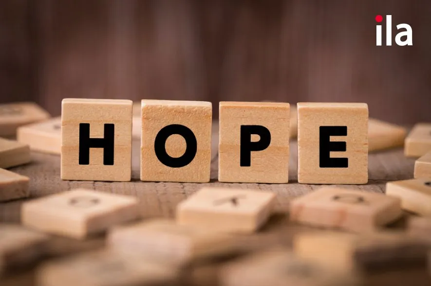 Các cấu trúc đồng nghĩa như Hope