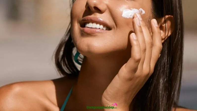Kem chống nắng tiếng Anh là gì? Bí quyết chọn Sunscreen chuẩn chuyên gia cho từng loại da
