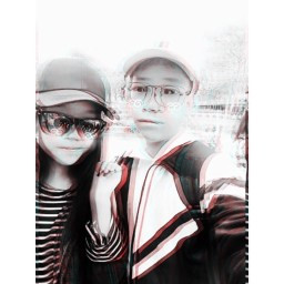 Cảnh sát phong tỏa và khám nghiệm khu vực phát hiện thi thể nạn nhân