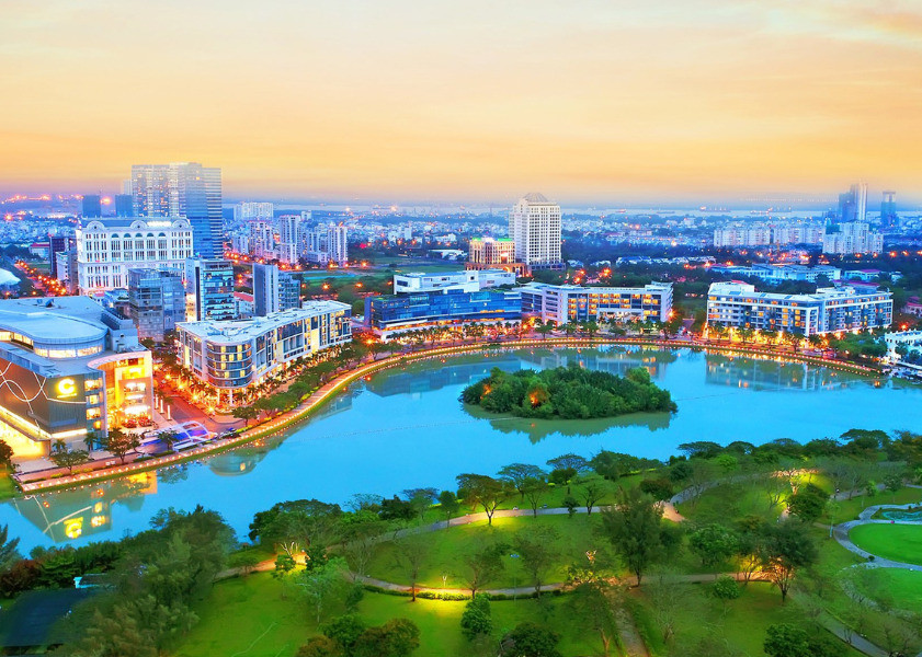 Hồ Bán Nguyệt Hưng Yên: Viên Ngọc Bích Giữa Lòng Phố Hiến 18 Hồ Bán Nguyệt Hưng Yên: Viên Ngọc Bích Giữa Lòng Phố Hiến