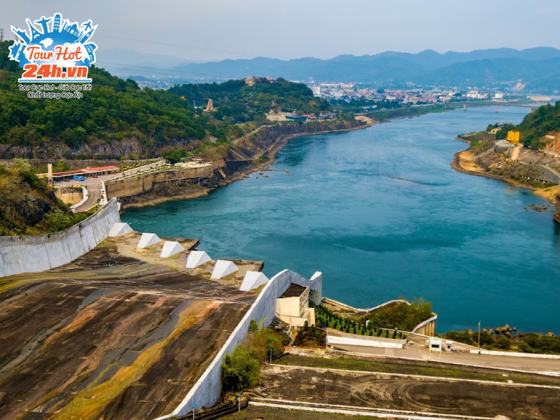 Công trình đáng tự hào – Nhà máy Thủy điện Hòa Bình