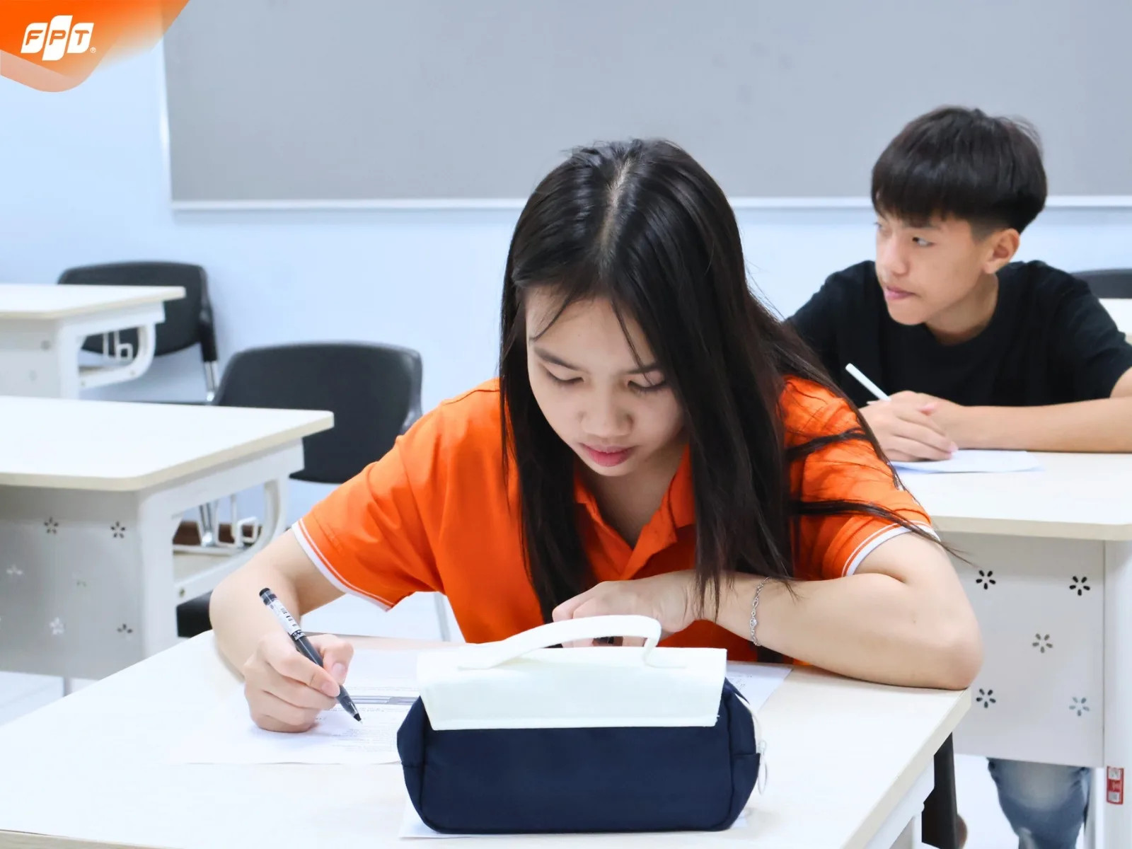 Thái độ chân thành, nhiệt huyết và dễ bị tổn thương